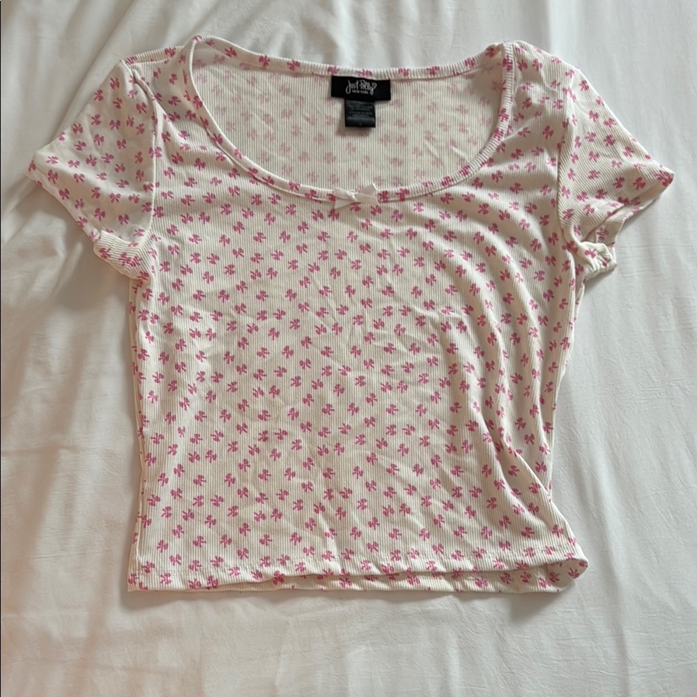 Cream Fitted Crop Blouse Short Sleeve